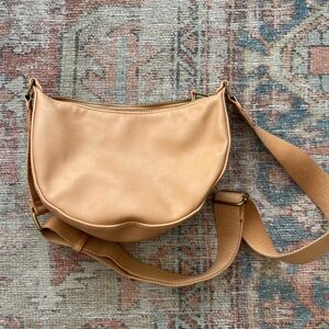 Elegant Tan Shoulder Bag